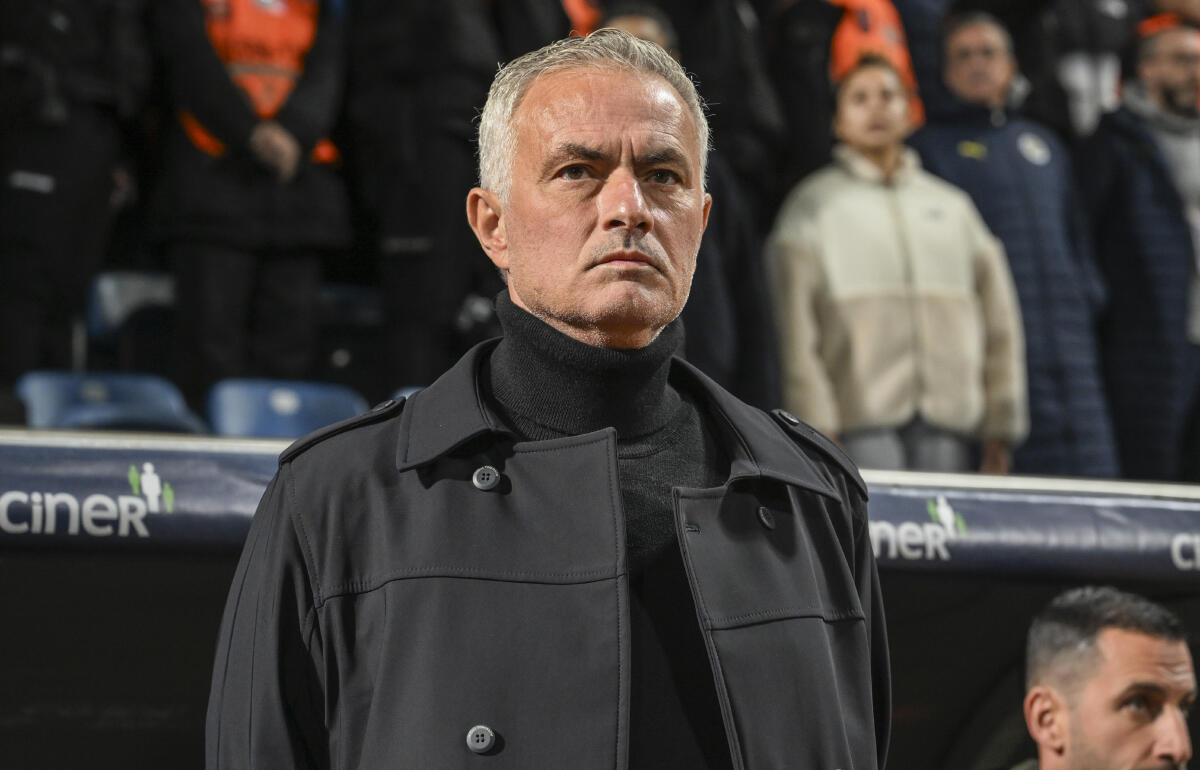 手術を受けたフェネルバフチェのモウリーニョ監督