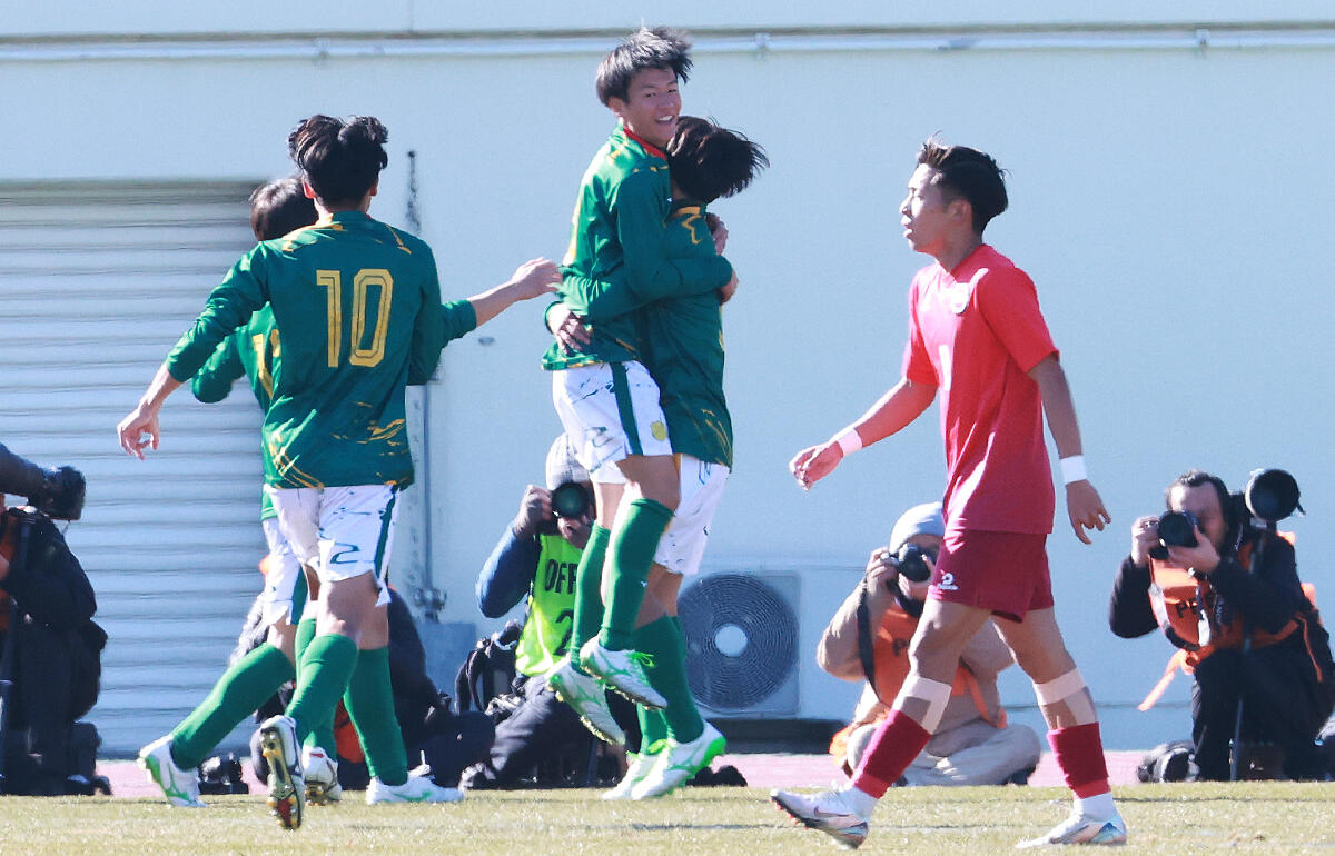 静岡学園が2-0で高知を下し3回戦進出！ 川崎F内定の野田裕人は