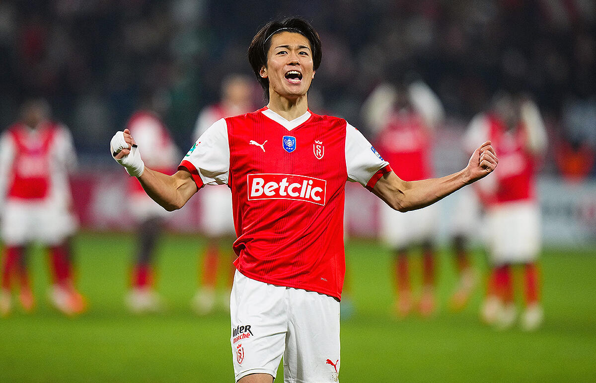 1番手でPK成功の中村敬斗