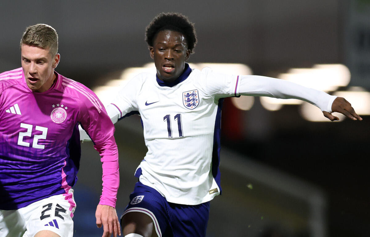 世代別イングランド代表でもプレーのMFロマン・エッセ