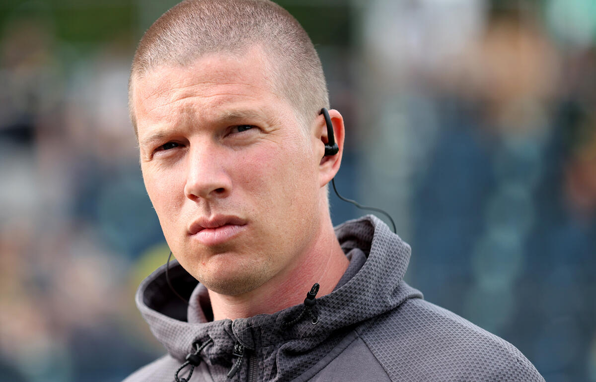 暫定指揮を執るツルベルグ監督