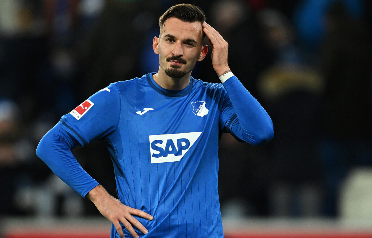 ホッフェンハイムからアウグスブルクに戻るベリシャ