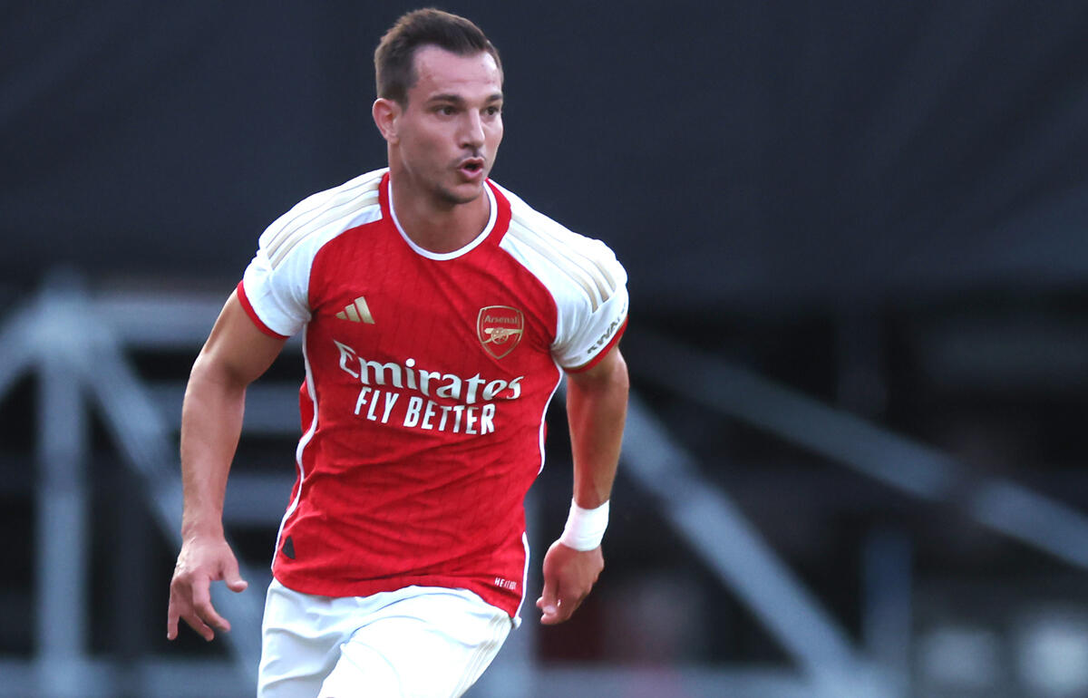 昨夏アーセナルを退団し半年無所属だったセドリック