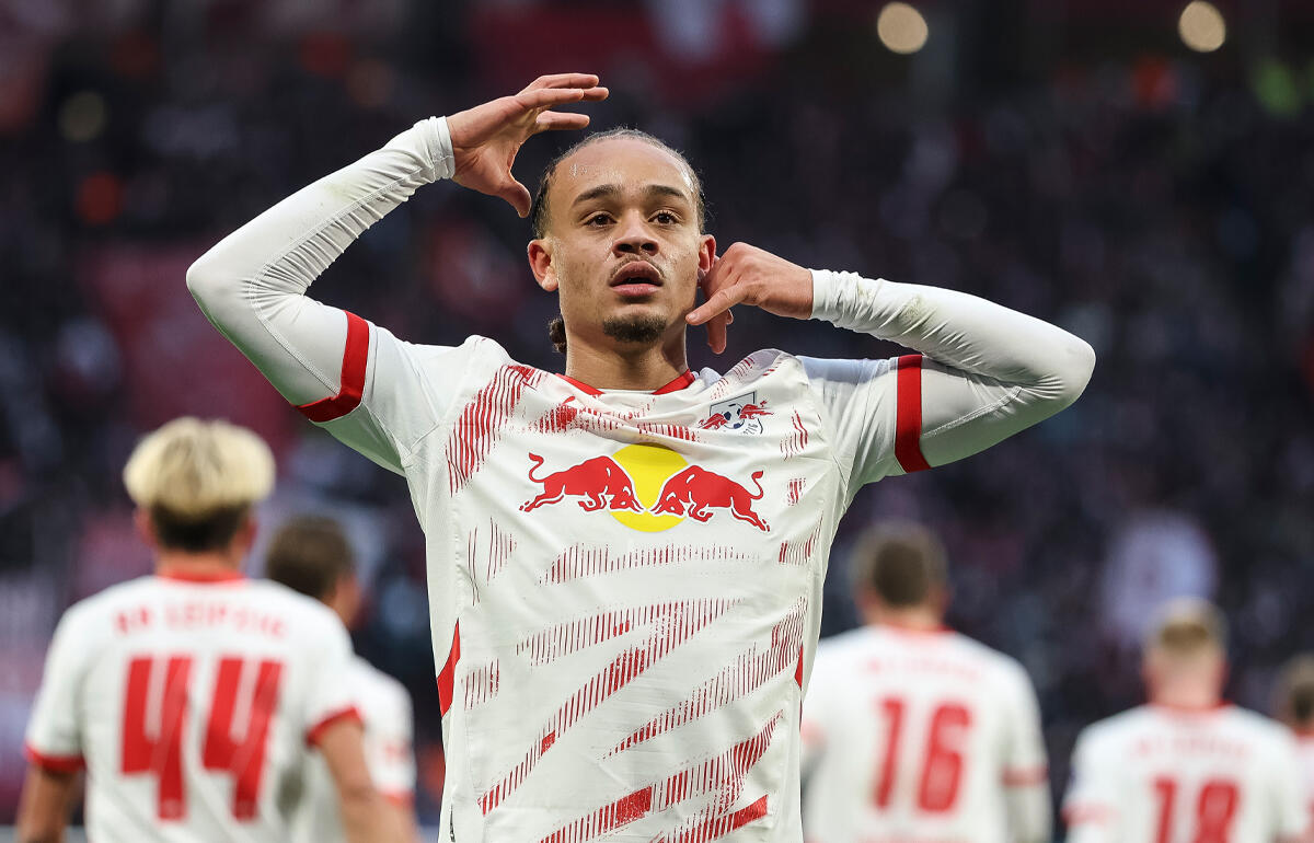 シャビ・シモンズが正式にライプツィヒの一員に