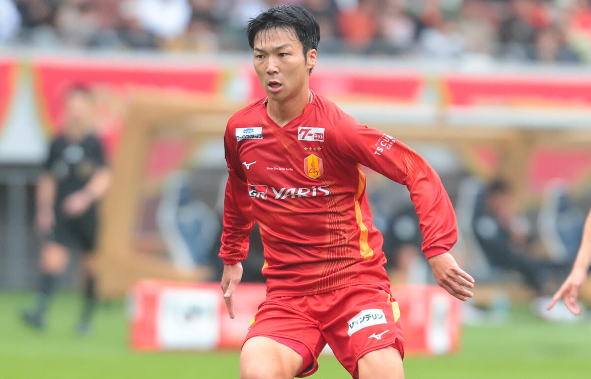 モデルの織田梨沙さんと入籍した椎橋慧也