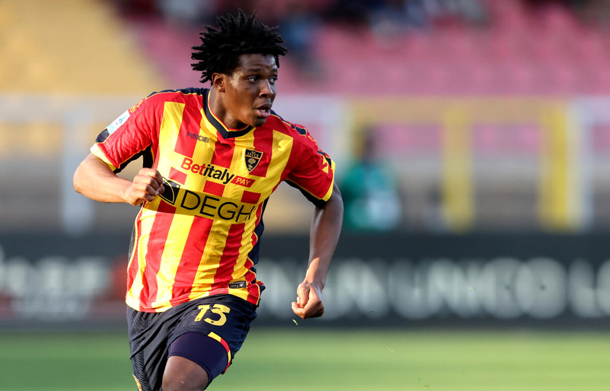 ユナイテッドがMFドルグを補強