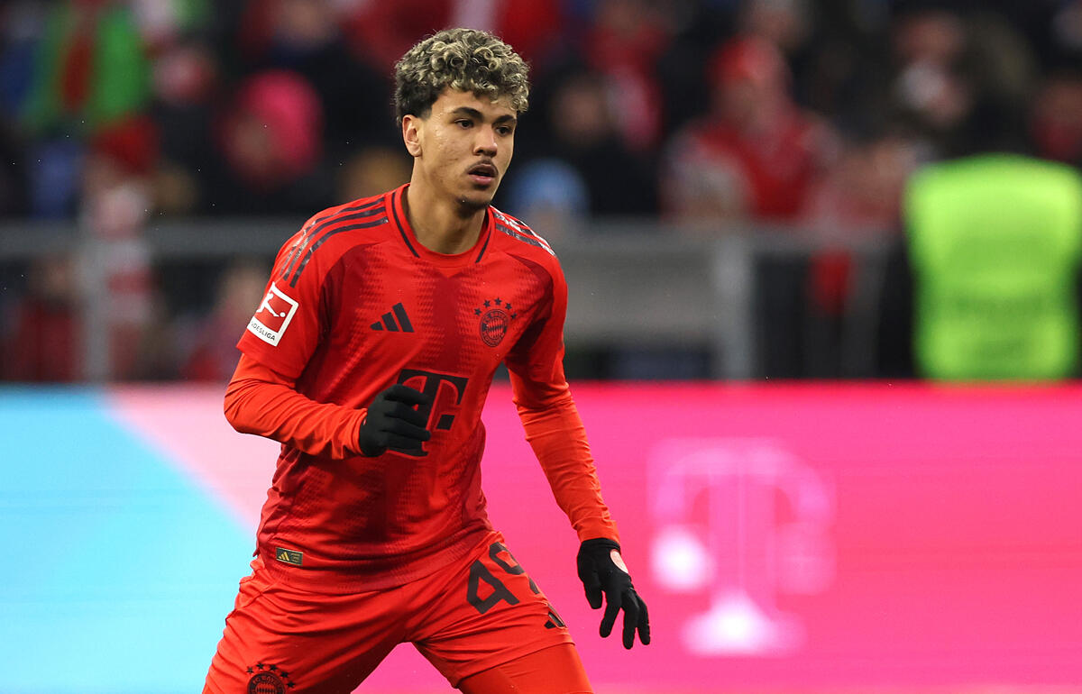 バイエルンで今季デビューしたアズノウ