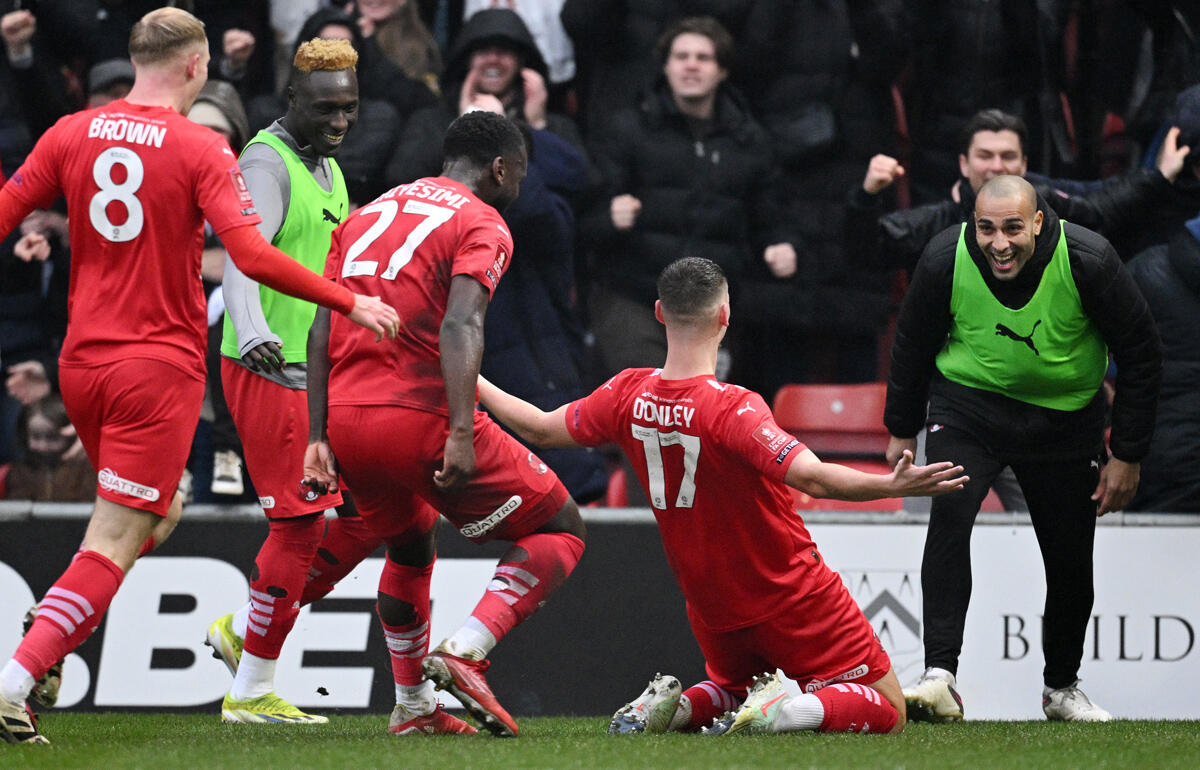 シティ相手に衝撃のゴールも結果はOGに