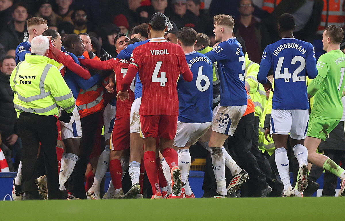 グディソン最後のダービーは劇的ドロー