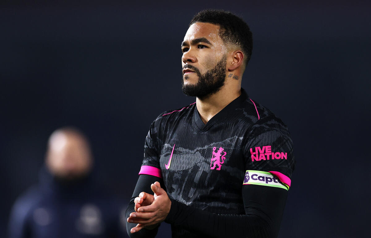 屈辱的な完敗を喫したチェルシーには厳しい声も…