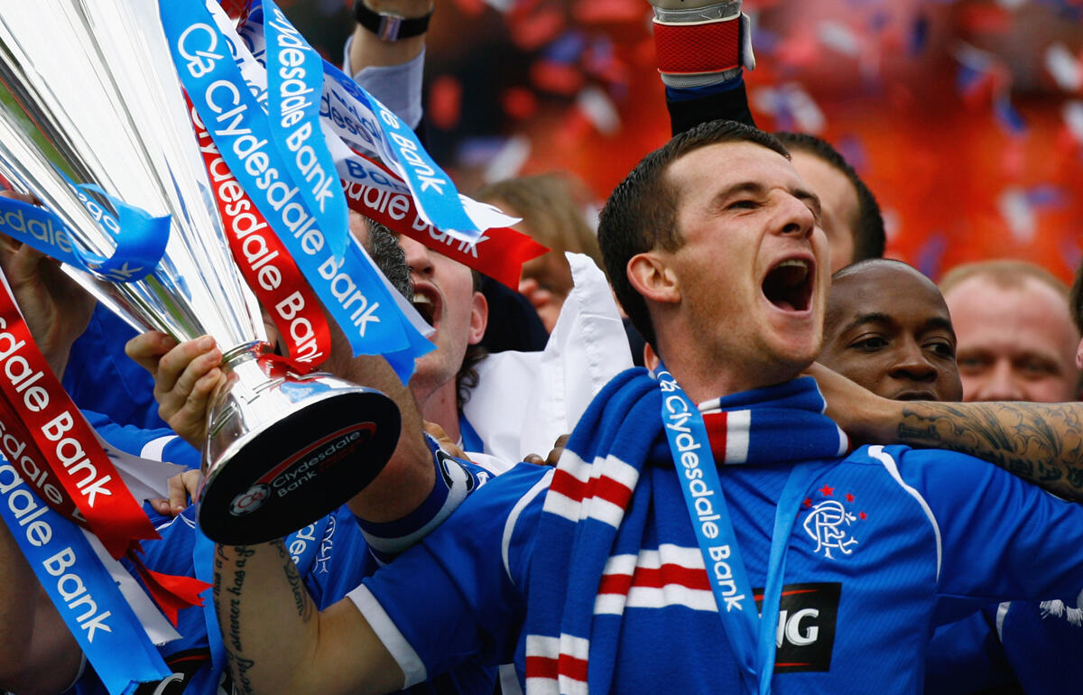 キャプテンも務めたファーガソン氏が暫定指揮