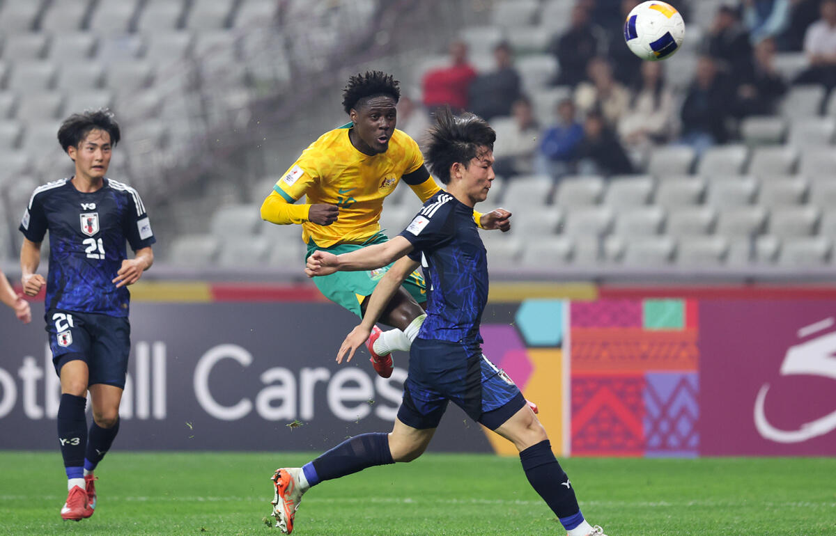 先制ゴールを決めたムサ・トゥーレ