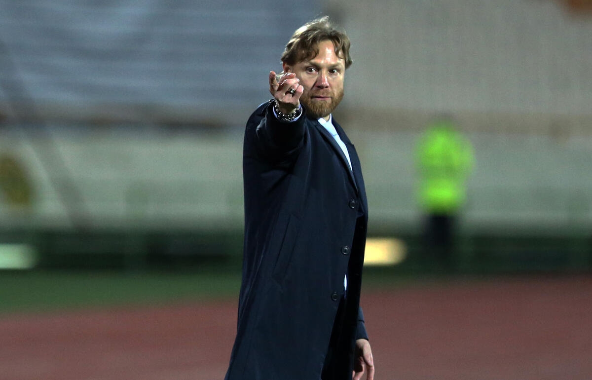 ロシア代表に専念することとなったカルピン監督