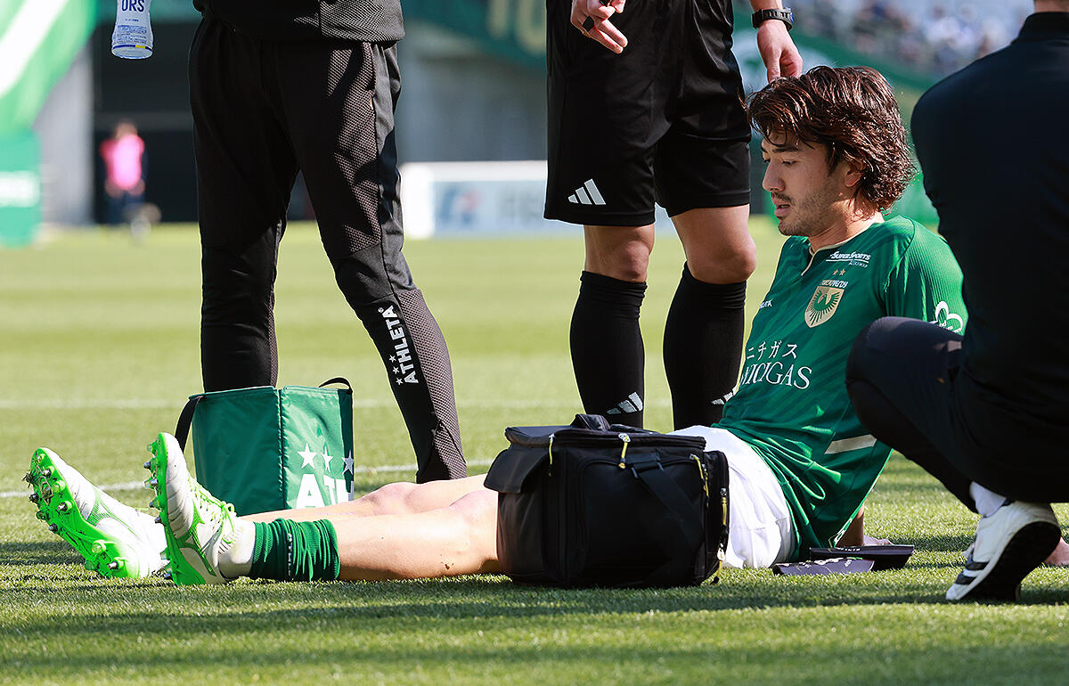 G大阪戦で負傷した千田海人