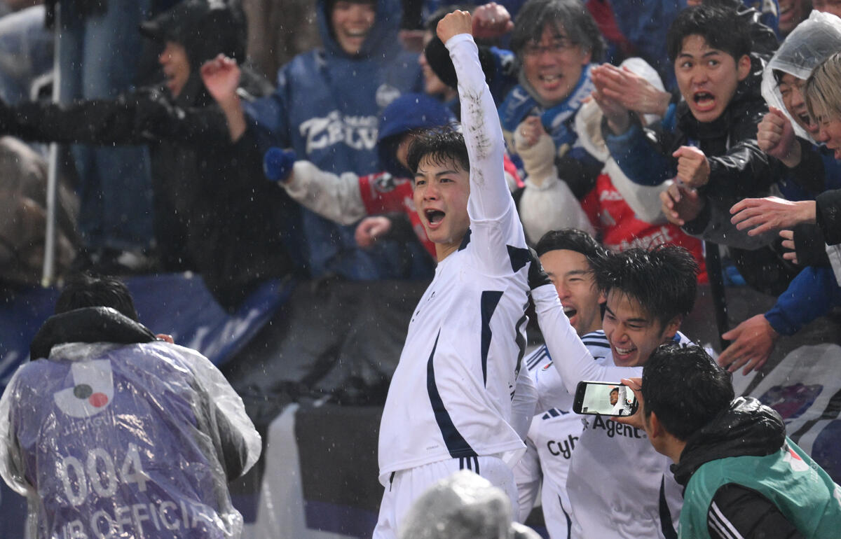 途中出場の桑山侃士＆ナ・サンホで2発！ 采配ズバリの町田が連勝達成、横浜FCは2連敗【明治安田J1第5節】 - 超ワールドサッカー！