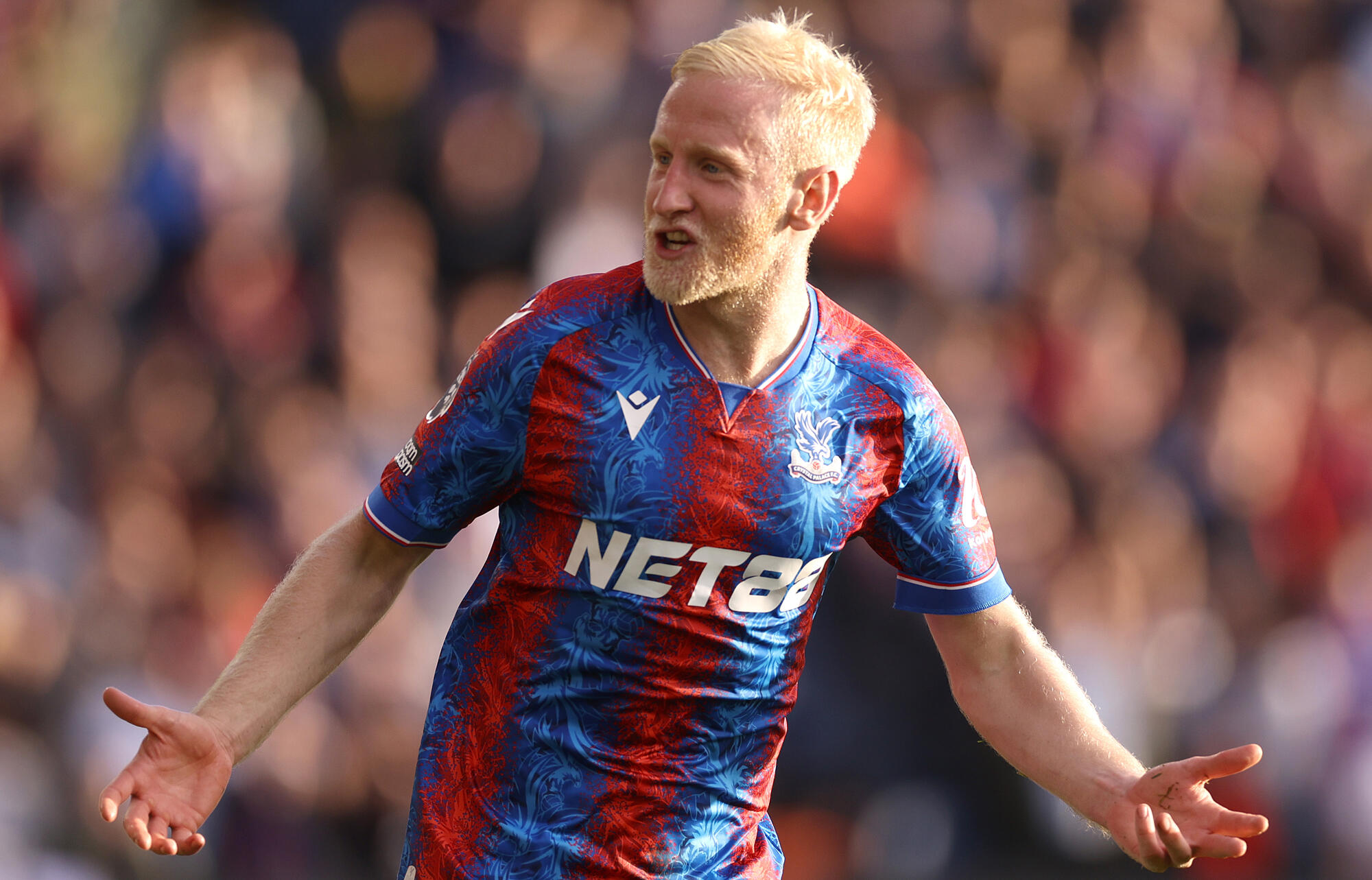 クリスタル・パレスの中盤を支えるヒューズ