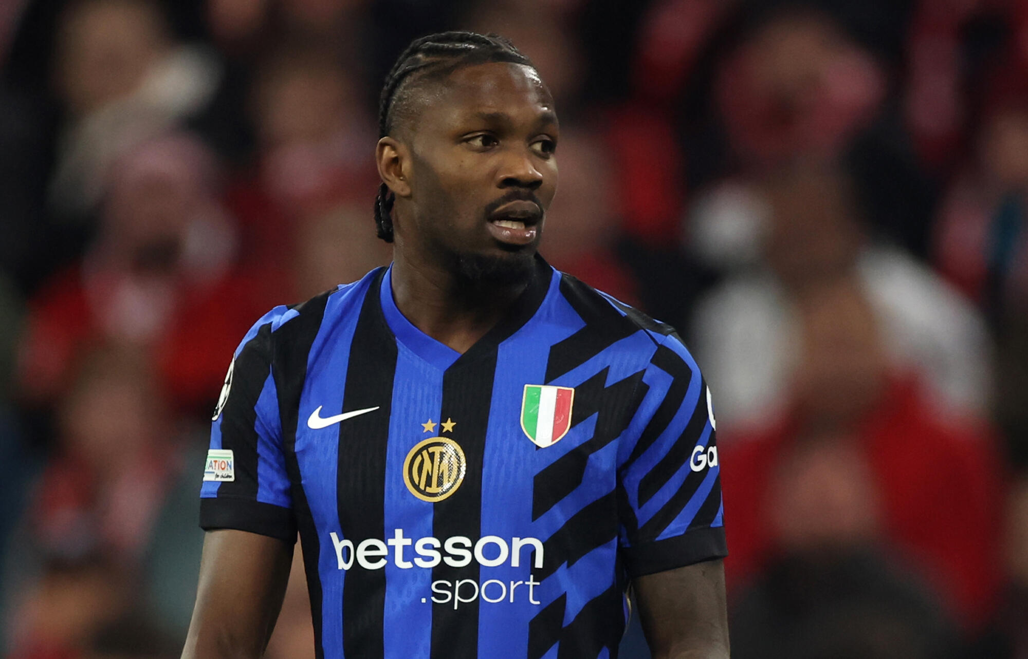 テュラムが軽度の負傷で離脱