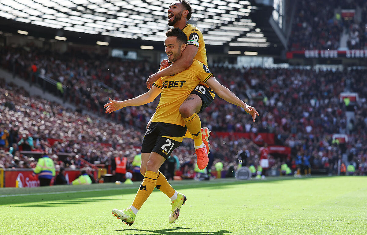 ウルブスが赤い悪魔にシーズンダブル