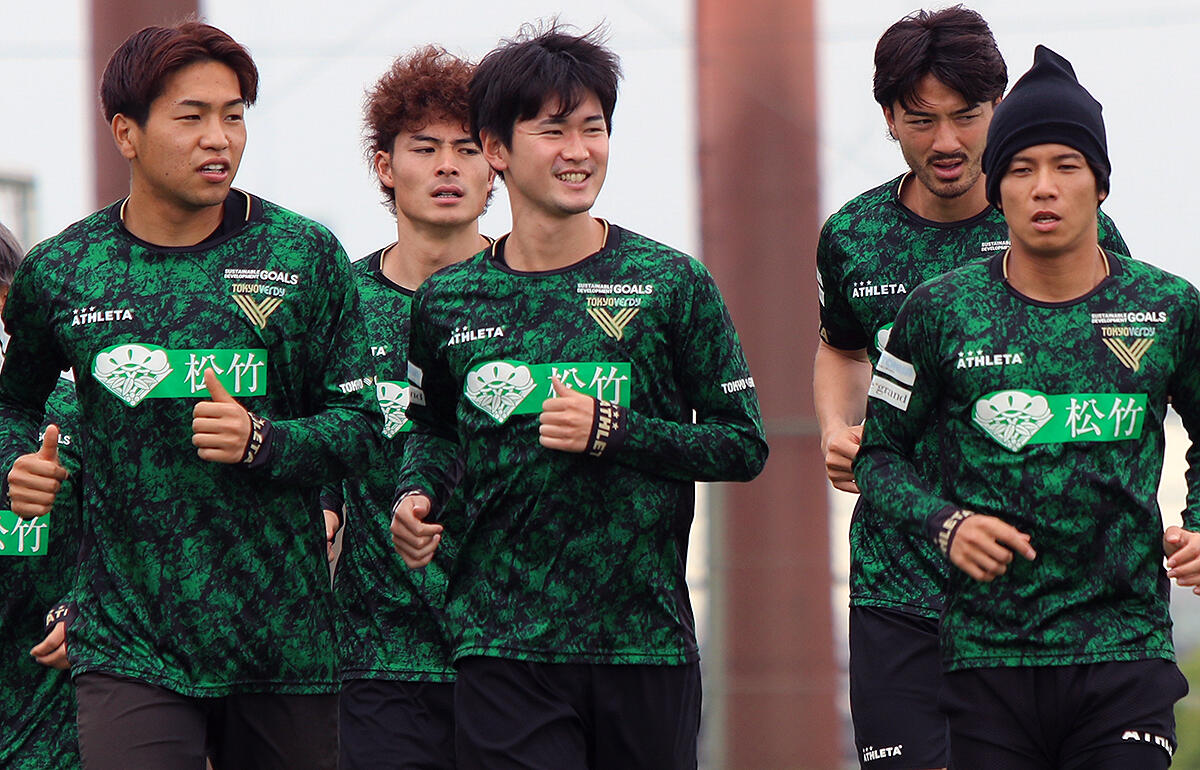 日増しに存在感示す平川怜(中央)