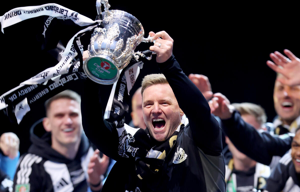 ハウ監督がシーズン最終盤で復帰