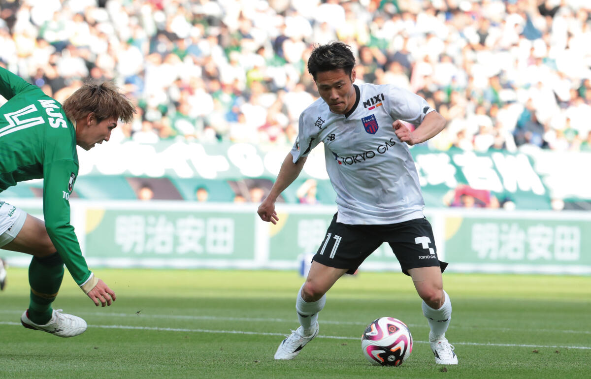 長期離脱となった小柏剛