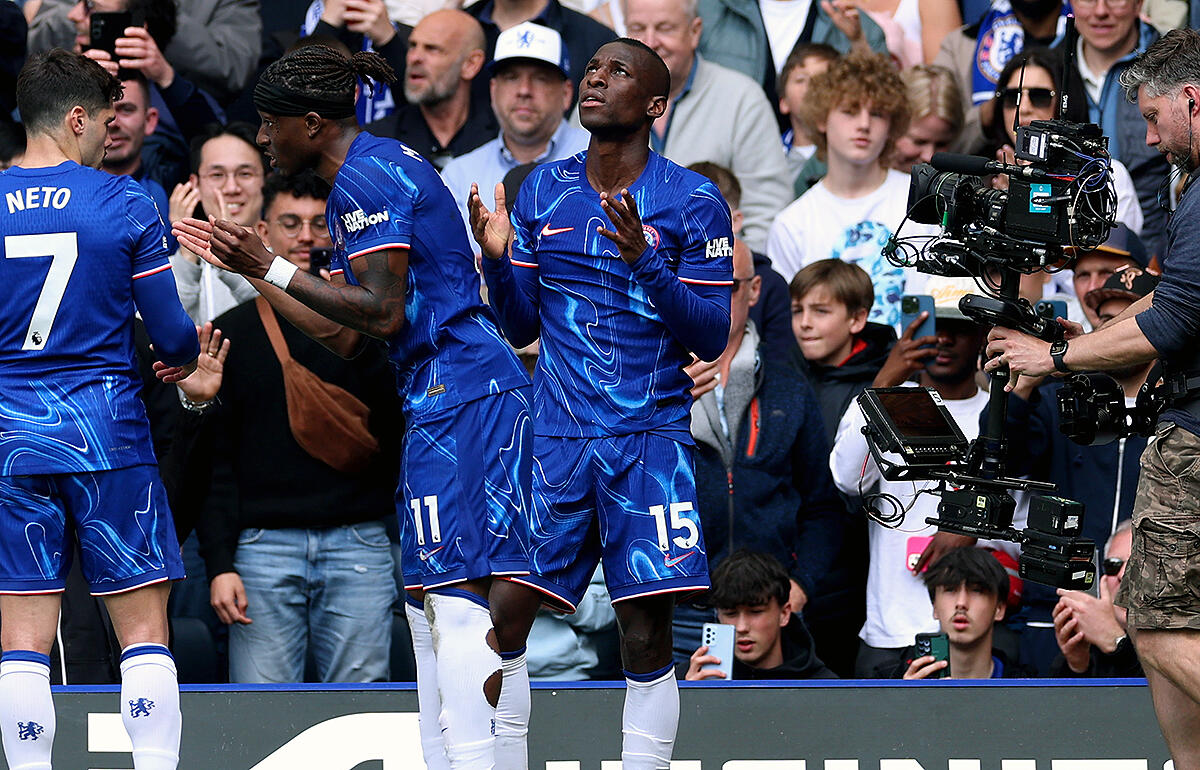 ジャクソン久々の一発で連勝