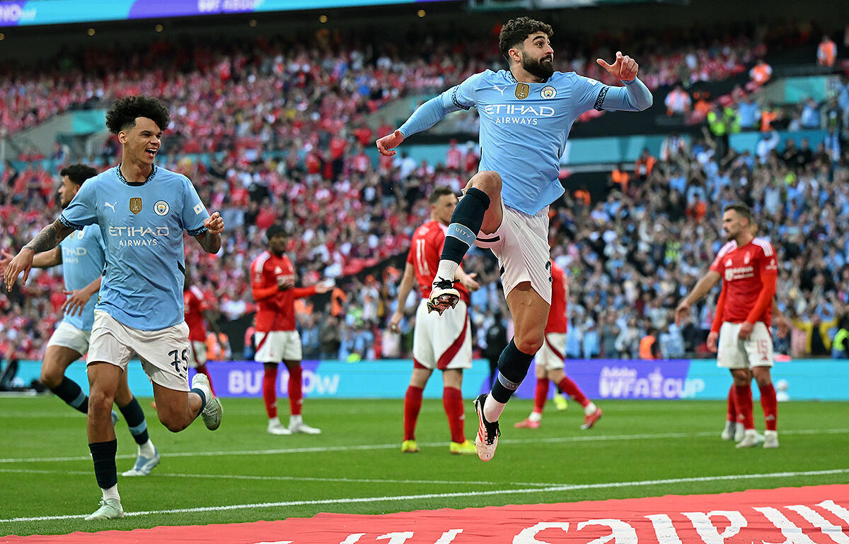 シティが決勝進出