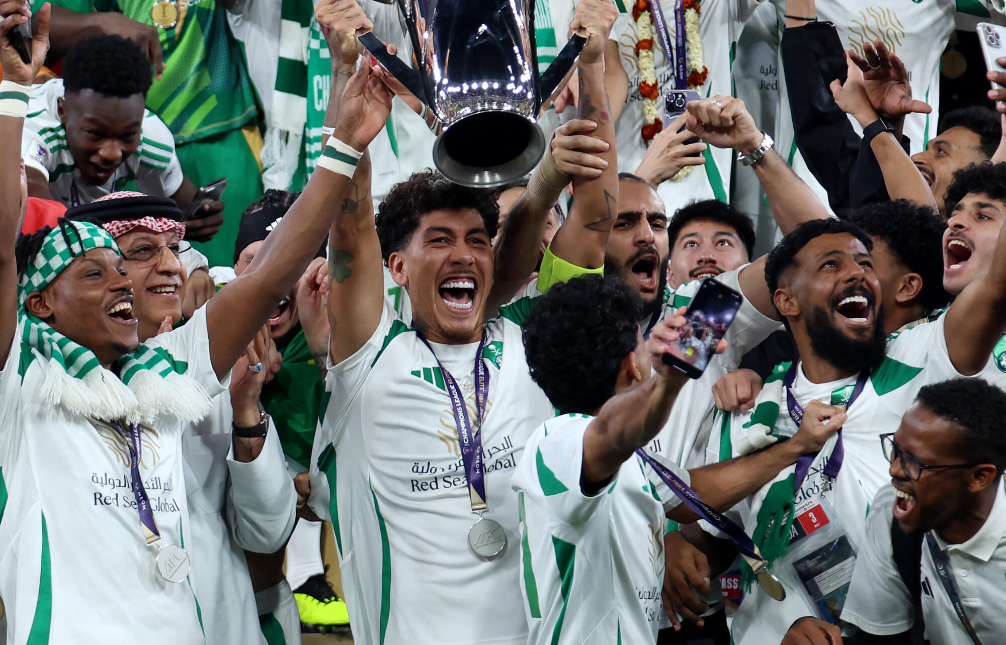 フィルミノは欧州とアジアでCLを制覇