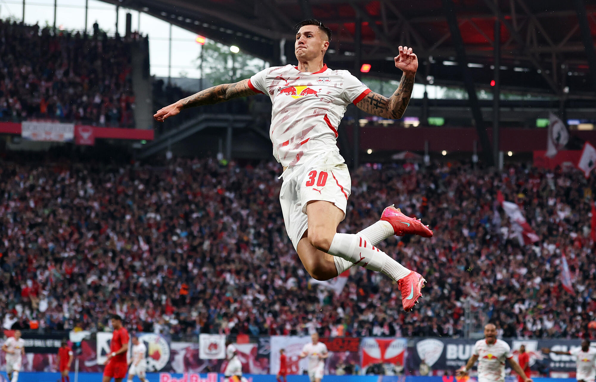 シェシュコは孤軍奮闘でビッグクラブいきなるか