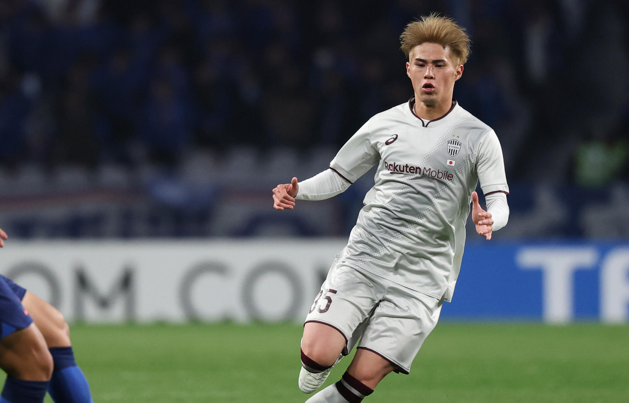 手術を受けた神戸FW冨永虹七