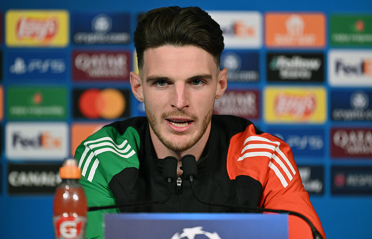 前日会見出席のライス