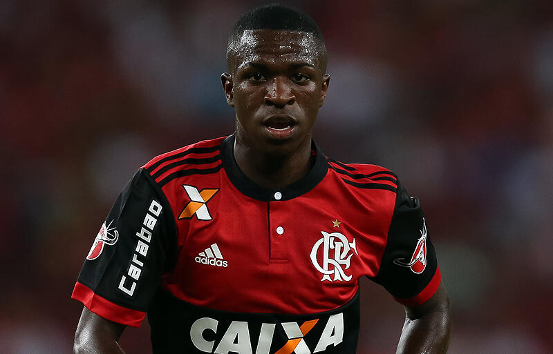 レアル・マドリー、16歳の逸材ヴィニシウス獲得を公式発表! 移籍金は