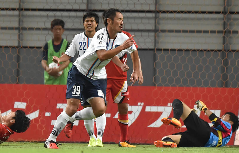 横浜fc ジャンボ Fw大久保哲哉と契約満了 今季j2で22試合5ゴール 超ワールドサッカー