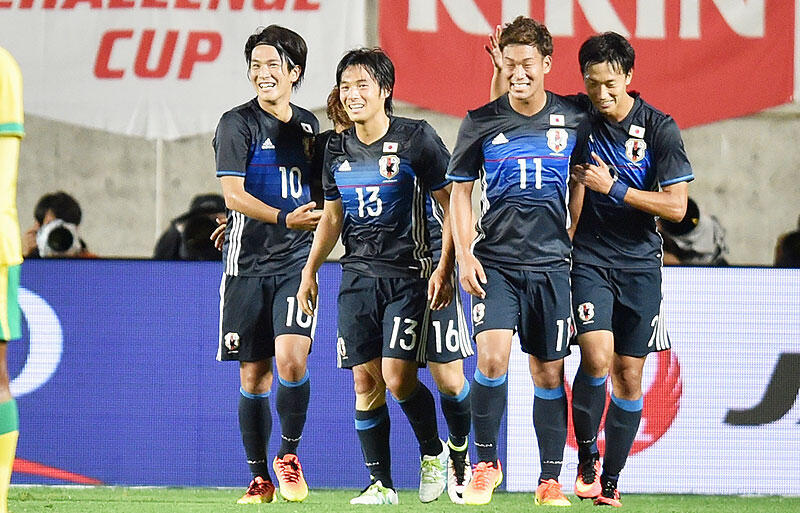中島が復活の2ゴール U 23日本代表がリオ五輪出場の南アフリカに快勝も後半は課題を残す キリンチャレンジカップ16 超ワールドサッカー
