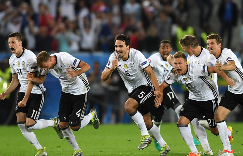 ドイツがイタリアとの9人目までもつれ込んだpk戦を制し3大会連続ベスト4 ユーロ16 超ワールドサッカー