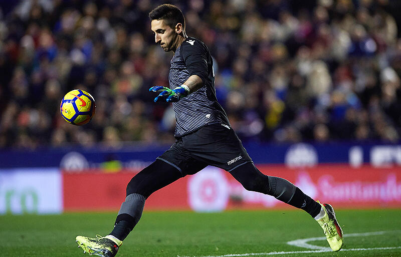 レバンテ 今季グラナダからレンタルのgkオラサバルを完全移籍で獲得 超ワールドサッカー