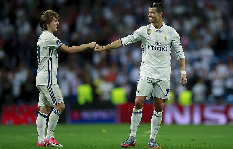 モドリッチ(レアル·マドリード)プレー集]チーム愛を貫き残留!!今季も