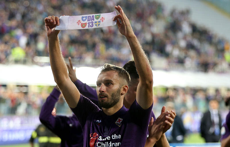 規則に反しても 故ダビデ アストーリへの愛を示したフィオレンティーナに感動 超ワールドサッカー