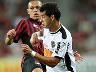 貴公子 ベッカム 坊主時代の華麗なfk 04 05 スーパーゴール図鑑 レアル マドリー編 超ワールドサッカー