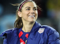 アメリカ女子サッカー代表 証明書付 アレックス・モーガン 直筆