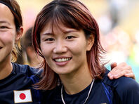 浦和レッズレディース遠藤優直筆サインポストカード　なでしこ Yahoo!オークション -「なでしこリーグ」(サッカー) (スポーツ