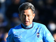 日本代表ユニフォーム 2006 中田英寿 ジーコ 三浦知良 小野伸二 2025年最新】日本代表 ユニフォーム 2006の人気アイテム - メルカリ