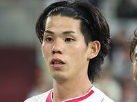 ガンバ大阪ファン感謝デー2022 サイン入りキャップ（齊藤未月） 神戸が湘南MF齊藤未月を期限付き移籍で獲得、ロシアから帰国した